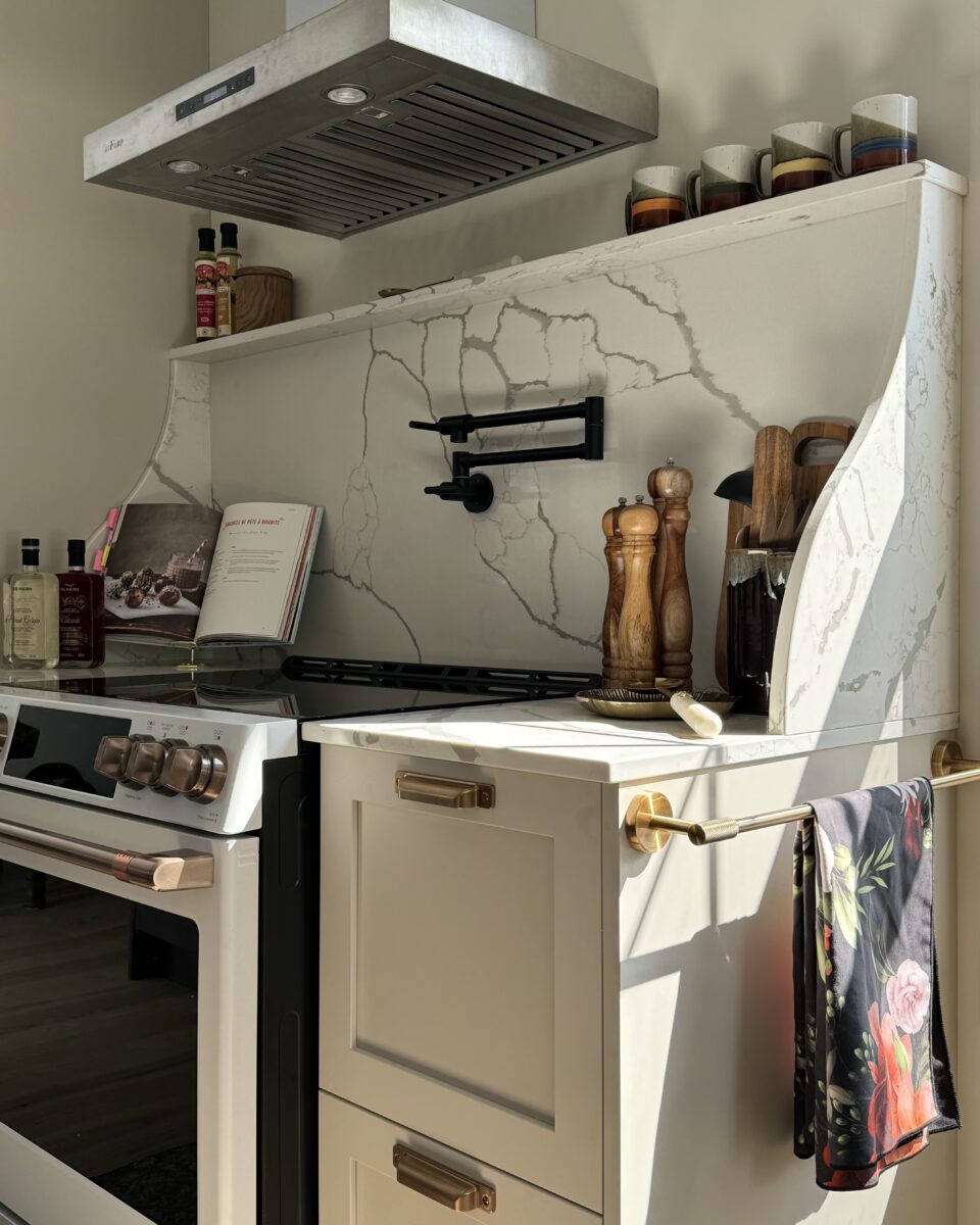 lencrage_interieur_cuisine_four_residentiel_struktura_2024